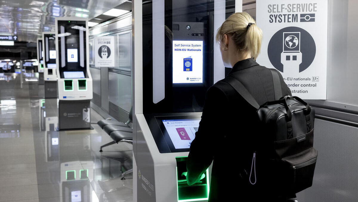 Biometrisches Chaos an den Schengen-Grenzen mitten in der Urlaubssaison