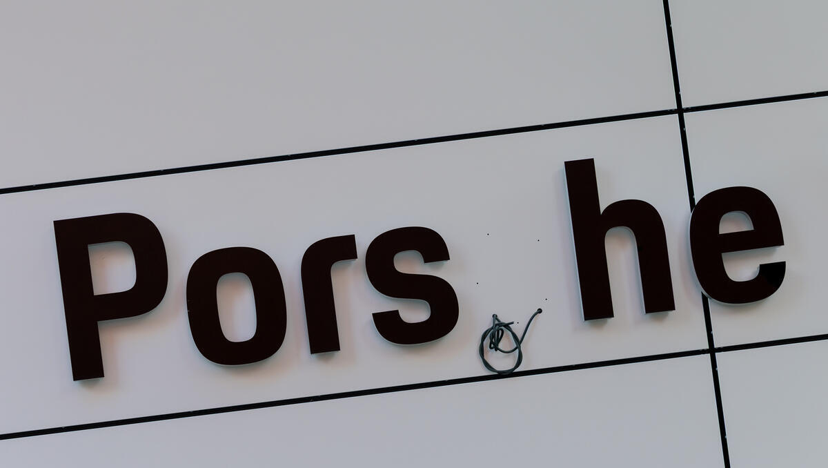 Porsche-Aktie in der Analyse: Wenn der Mythos wankt und die Rendite schmilzt Porsche-Aktie in der Analyse: Wenn der Mythos wankt und die Rendite schmilzt