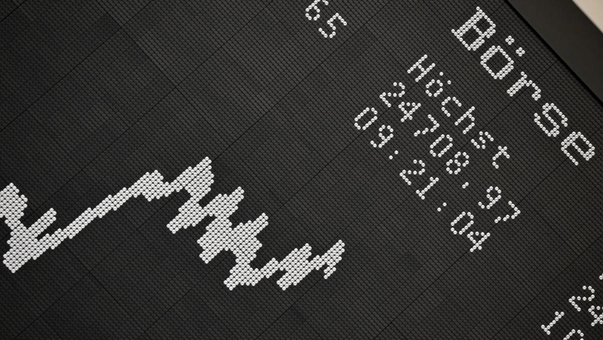 Große Banken warnen: USA trotz teilweiser Zollsenkung geschwächt