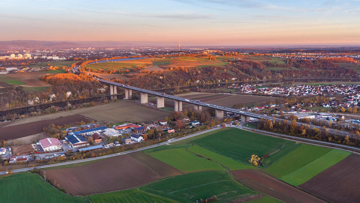 ADAC-Studie: So schlimm und teuer wären Brückensperrungen