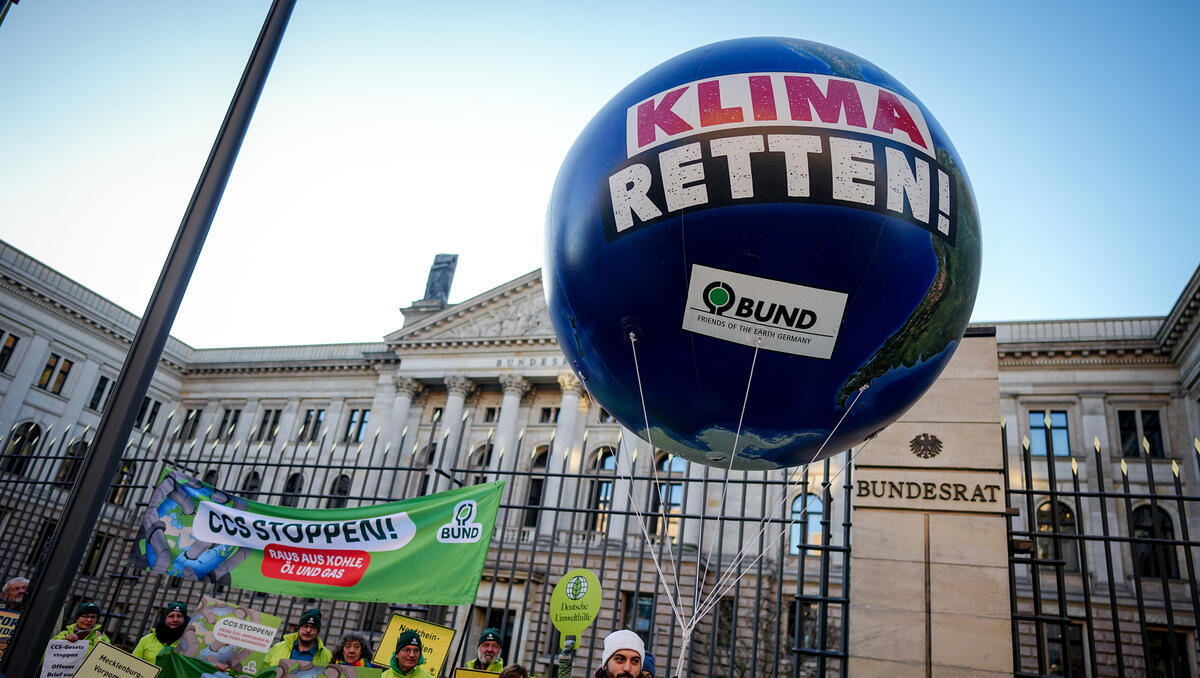 CO2-Preis steigt: Auswirkungen auf Tank und Heizung