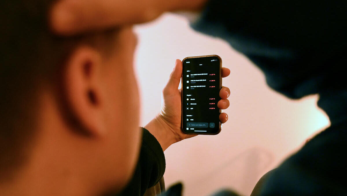 Neobroker im Trend: Junge Anleger riskieren oft mehr, als sie wissen