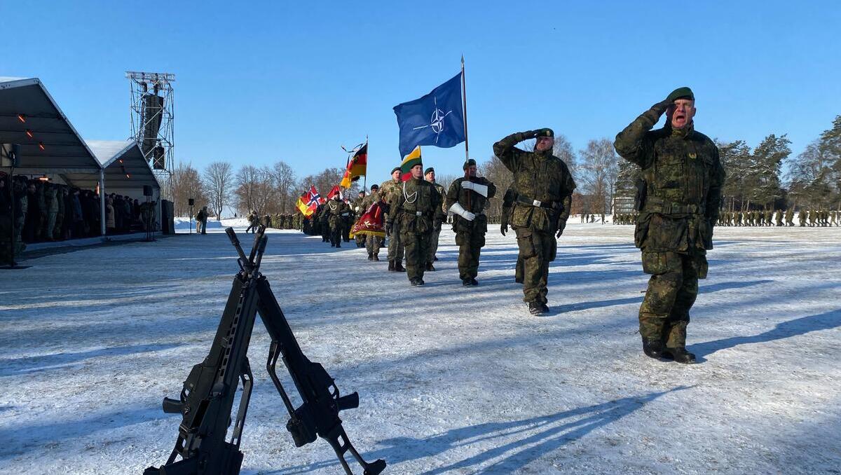 NATO-Einsatz über Island: Deutsche Eurofighter starten zur Arktis-Mission