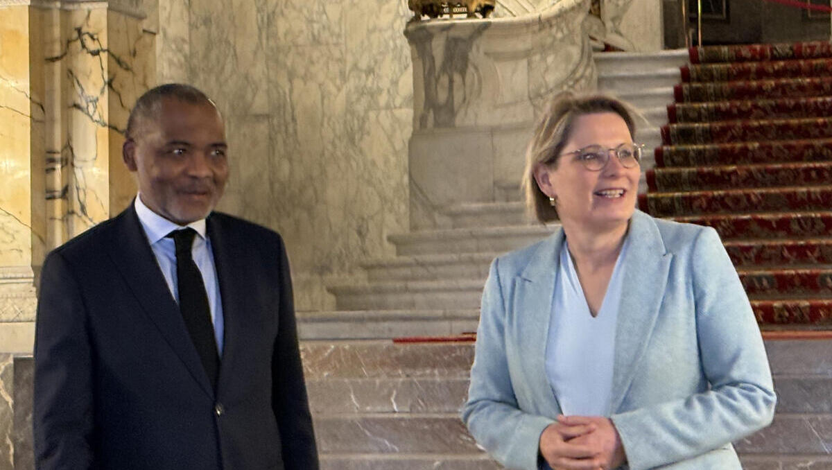 Hubig in Den Haag: Heikle Mission zwischen US-Sanktionen und Völkerrecht