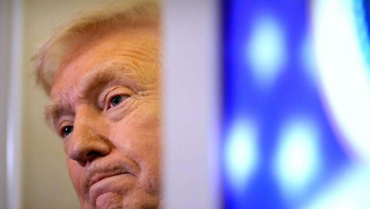 Trumps Zollpolitik: Milliarden-Einnahmen, aber ein Desaster für Jobs und Vertrauen