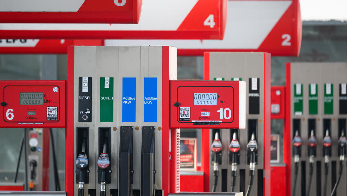 Teure Quittung an der Zapfsäule: Energiekrise belastet Familienbudget