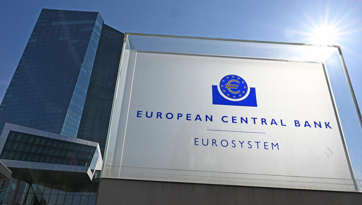 EZB-Zinsentscheid: Leitzinsen der Eurozone bleiben unverändert - wann kommt die Zinswende?