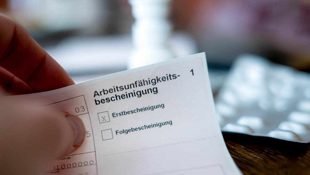 Teilkrankschreibung gegen hohe Fehlzeiten: Ist die Regelung sinnvoll?