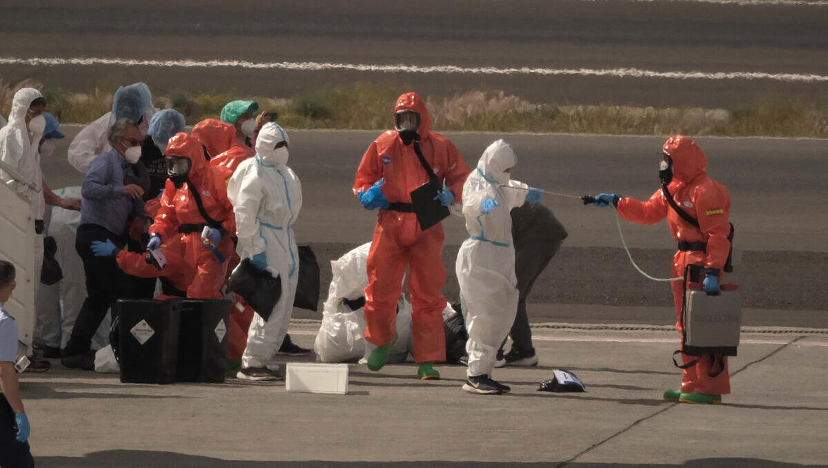 Hantavirus: Erste Passagiere ausgeflogen - auch Deutsche