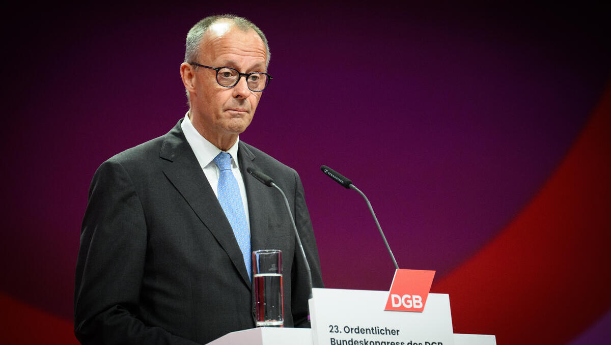 Pfiffe und Buhrufe für Merz beim DGB-Kongress