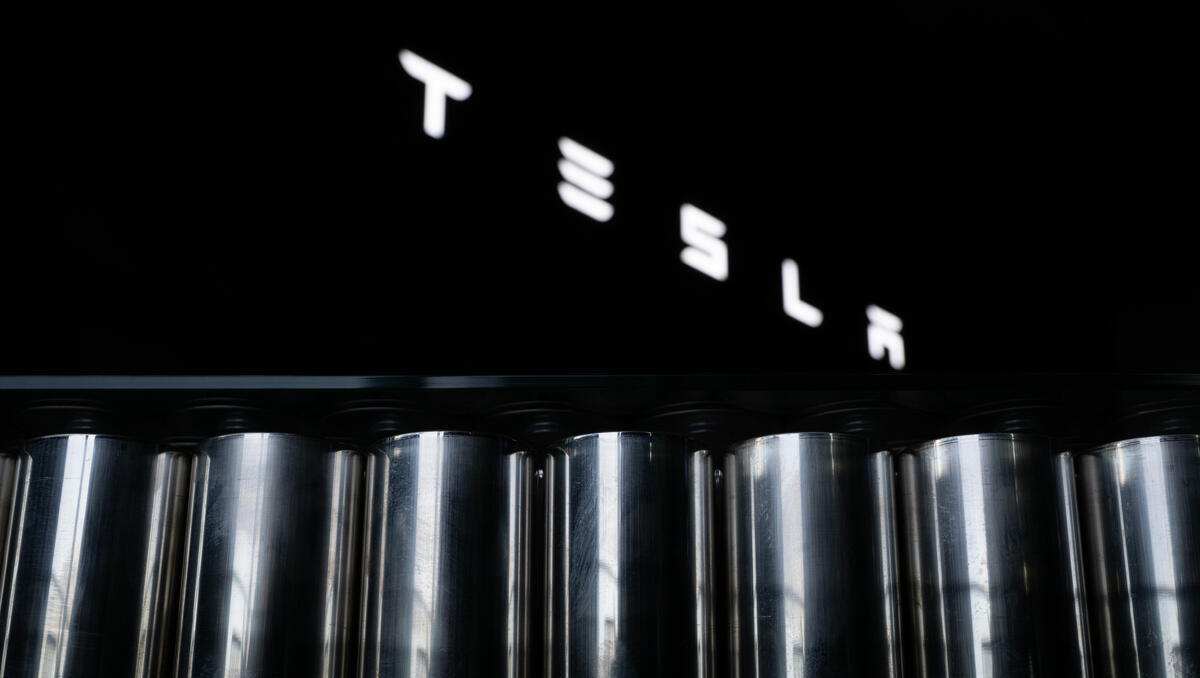 Tesla-Aktie: Gewinn bricht ein