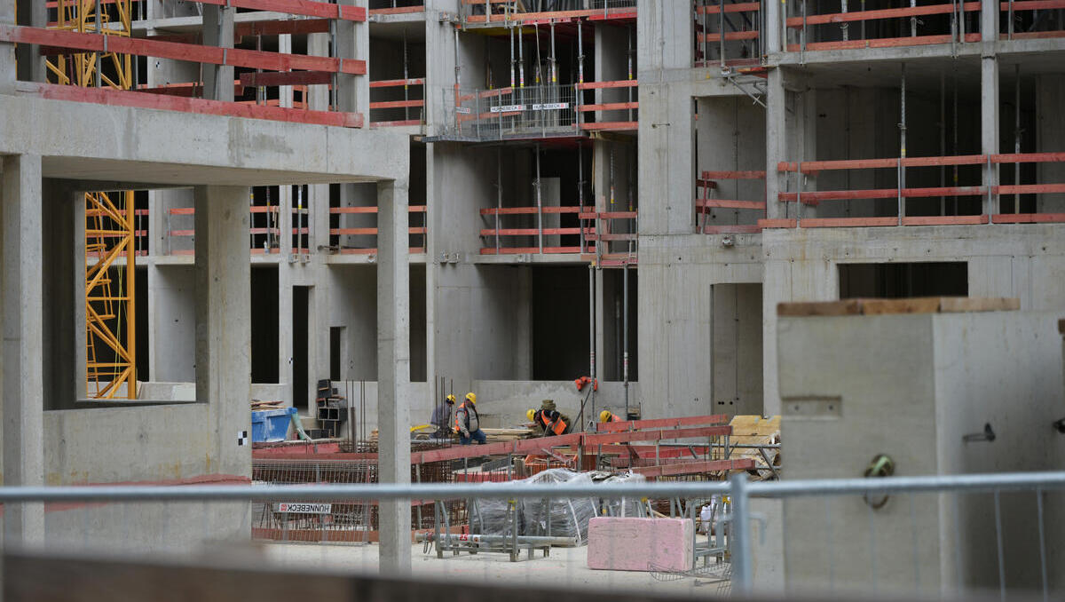 Tiefpunkt beim Wohnungsbau: Fertigstellungen brechen auf Niveau von 2012 ein