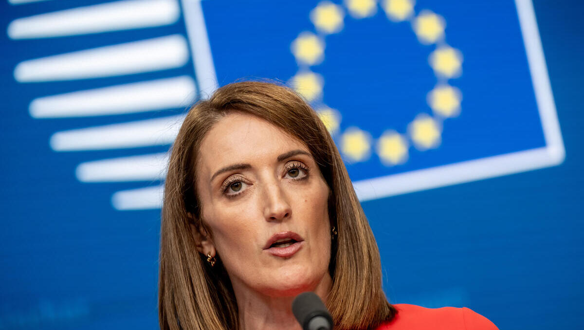 "Chatkontrolle" durch die Hintertür? Plötzliches Eilverfahren im EU-Parlament