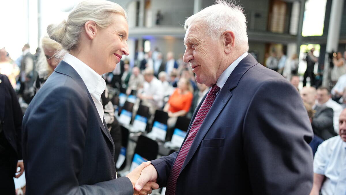 Verfassungsschutz: Ex-Verfassungsschutzpräsident kritisiert ehemaligen Arbeitgeber 