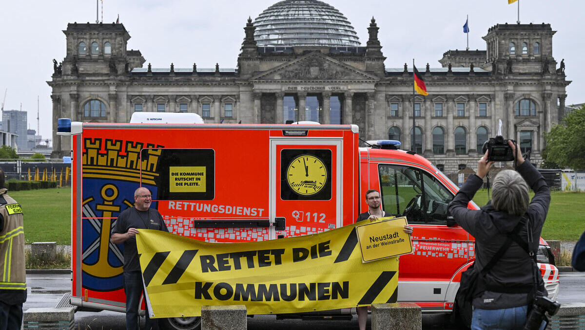 Leere Kassen: Kommunen ziehen vor das Kanzleramt