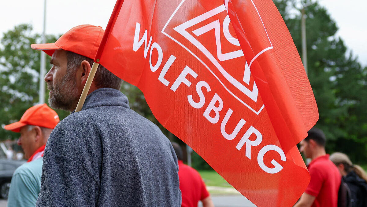 VW-Aktie: Showdown in Wolfsburg - Bundesweite Proteste gegen VW-Sparpläne