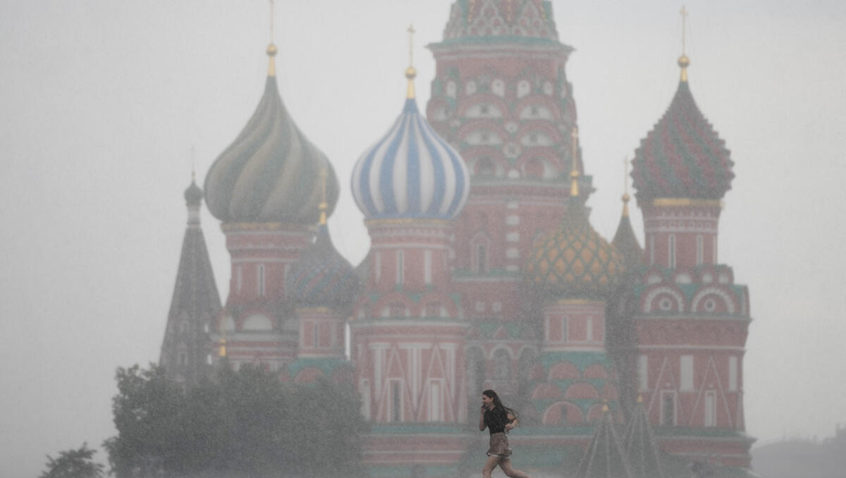 Wirtschaft: Russlands Kriegswirtschaft bringt den zivilen Sektor an seine Grenzen