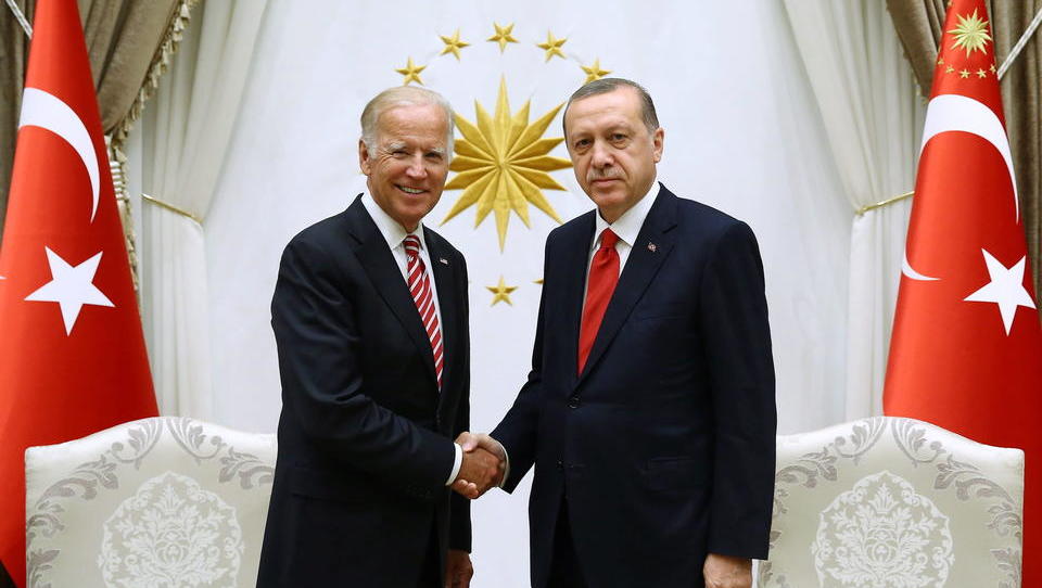 Erdogan und Biden holen zum Schlag gegen dezentrale Kryptowährungen aus