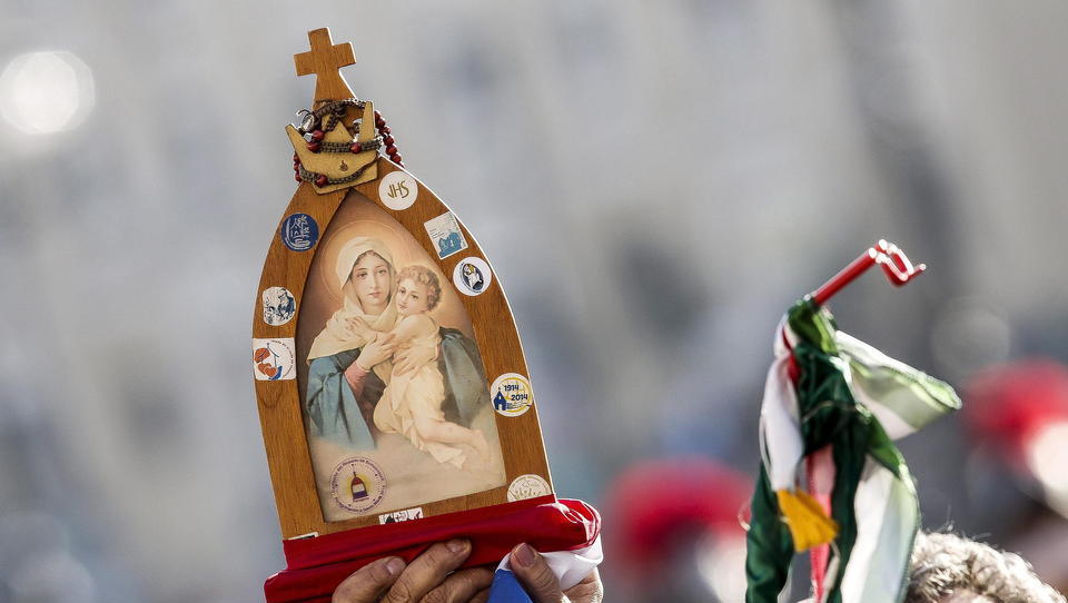 Anti-Corona-Protest in Italien: Papst-Gegner Erzbischof Carlo Maria Viganò spielt wichtige Rolle
