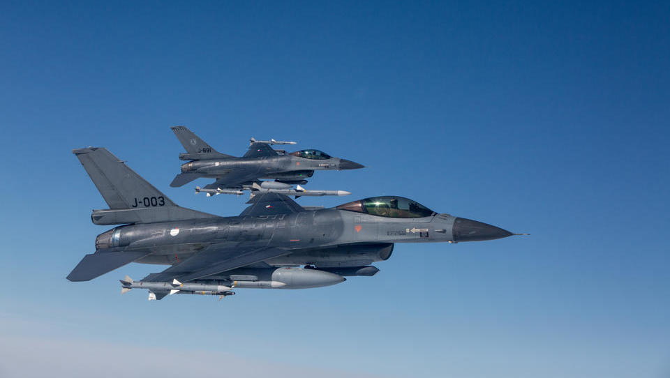 Nordatlantik, Nordsee, Schwarzes Meer und Ostsee: Nato-Jets beschatten zahlreiche russische Flugzeuge
