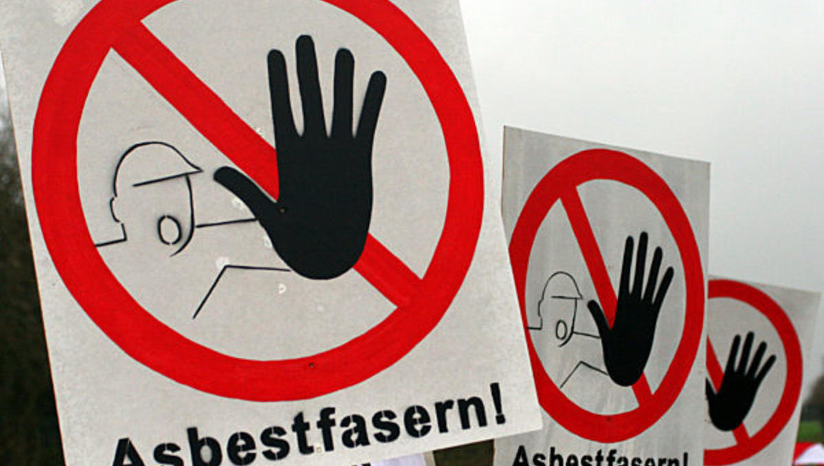 Asbest-Gefahr: Was Hauseigentümer und Mieter wissen müssen 