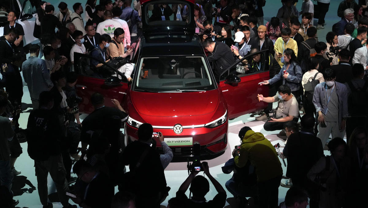 Autoabsatz in China: Volkswagen verliert Spitzenplatz an BYD