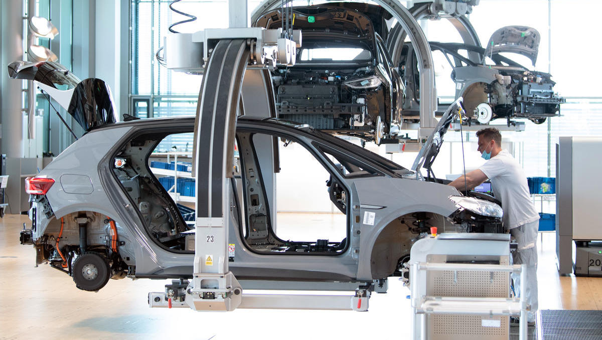 Automobilindustrie in der Krise: Bis 2030 werden fast 93.000 Menschen in der deutschen Autoindustrie ihren Arbeitsplatz verlieren