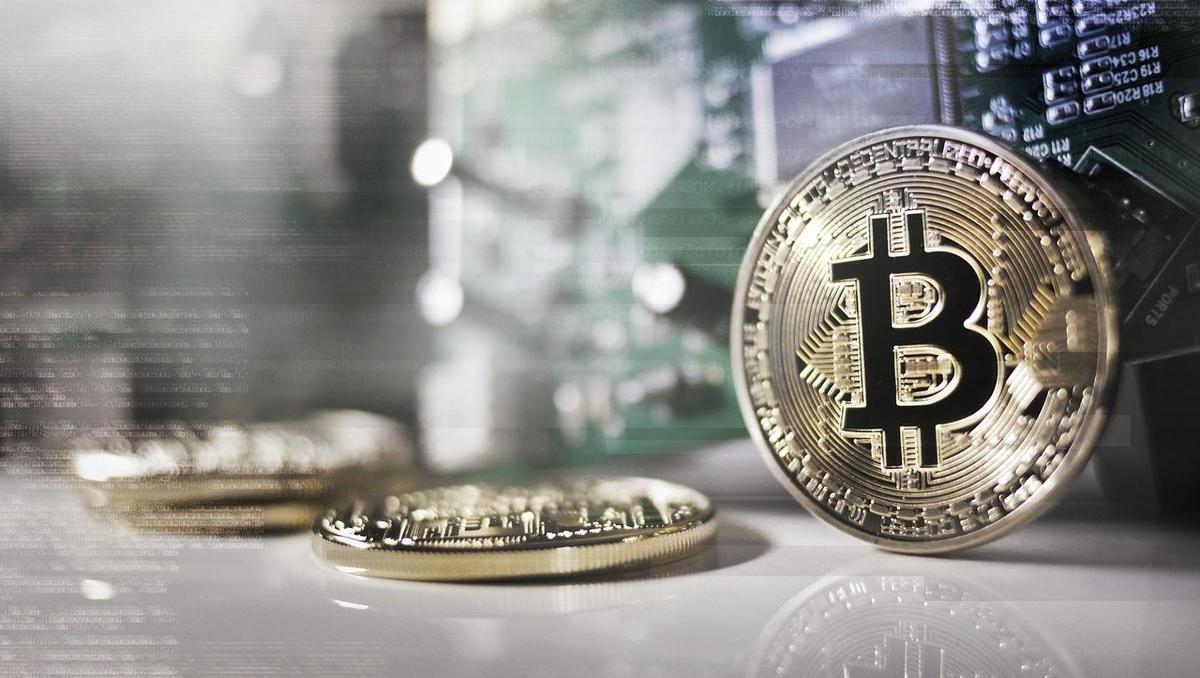 Irrsinn an den Börsen: Bitcoin steigt über Allzeithoch - und bricht dann ein