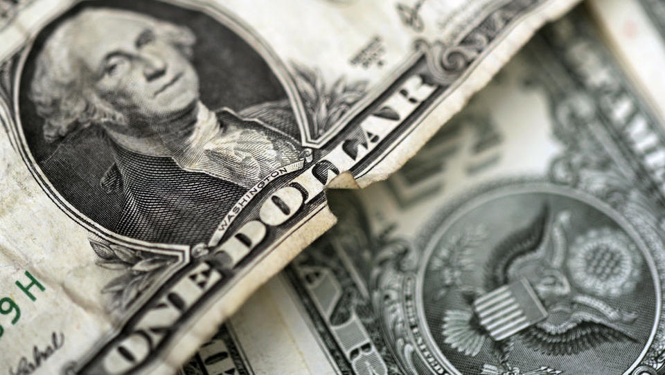 Warum wettet Wall Street auf eine eskalierende Dollar-Schwäche?