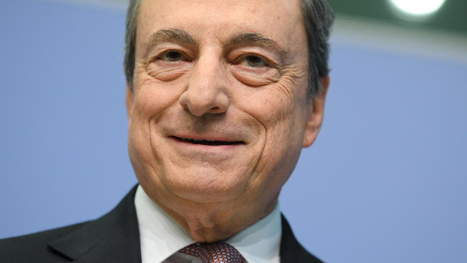 Draghis Erbe: Deutschen Sparern gehen Milliarden Euro verloren