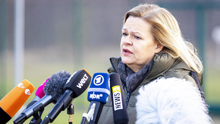 Unter Verdacht: Hat Ministerin Faeser den Verfassungsschutz missbraucht?