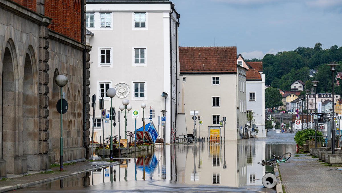 Überschwemmungen: Rechtsanwalt erklärt, wie Sie Ihr Eigentum schützen können