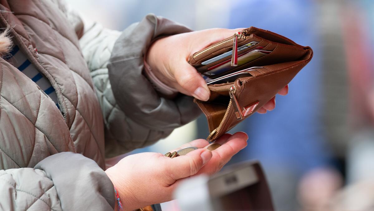 Inflation im Euroraum: Warum Energie und Lebensmittel wieder teurer werden