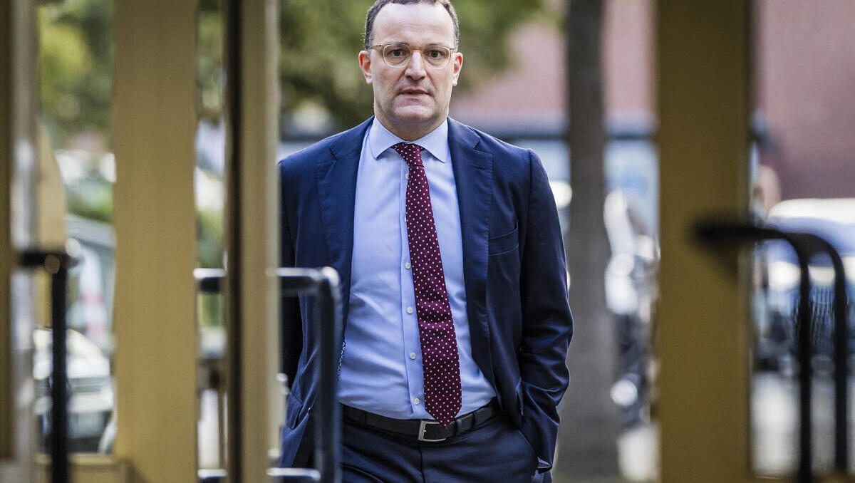 Personalie Jens Spahn: Doch kein Comeback im Haushaltausschuss 