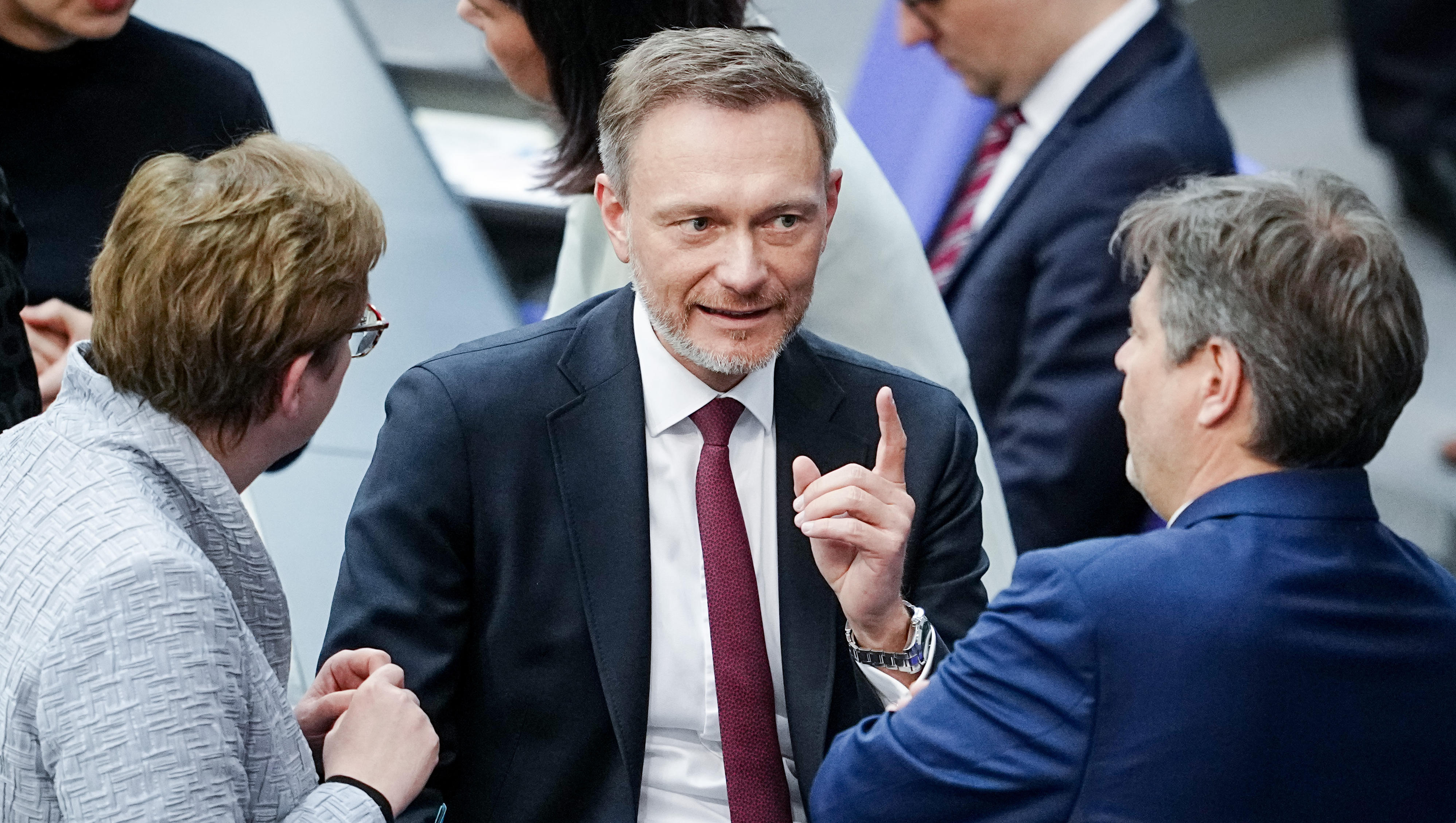 Finanzminister Lindner will plötzlich sparen