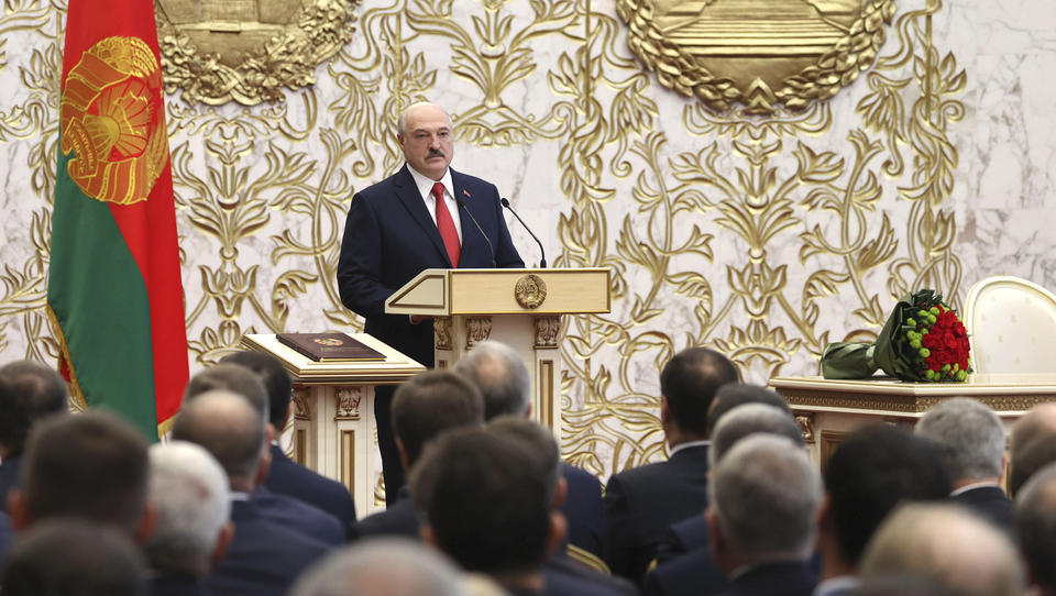 Lukaschenko überraschend schnell für sechste Amtszeit vereidigt