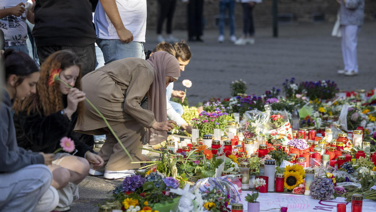 Nach der Messerattacke in Solingen: Scholz kündigt Verschärfung des Waffenrechts an