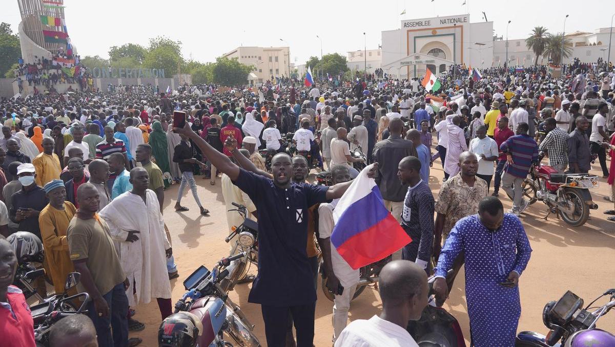 Niger: Nachbarstaaten drohen Putschisten mit Militärintervention