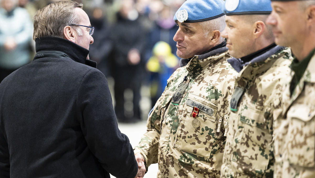 Pistorius prüft schwedisches Wehrpflichtmodell für Deutschland