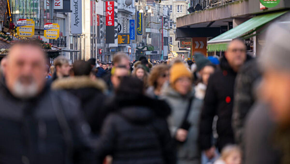 Deutsche Wirtschaft schrumpft weiter: Keine Entspannung trotz steigendem Privatkonsum