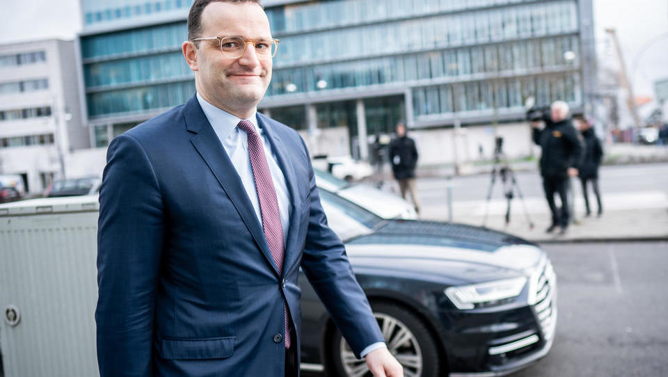 CDU will auf Sonderparteitag im April neuen Vorsitzenden wählen