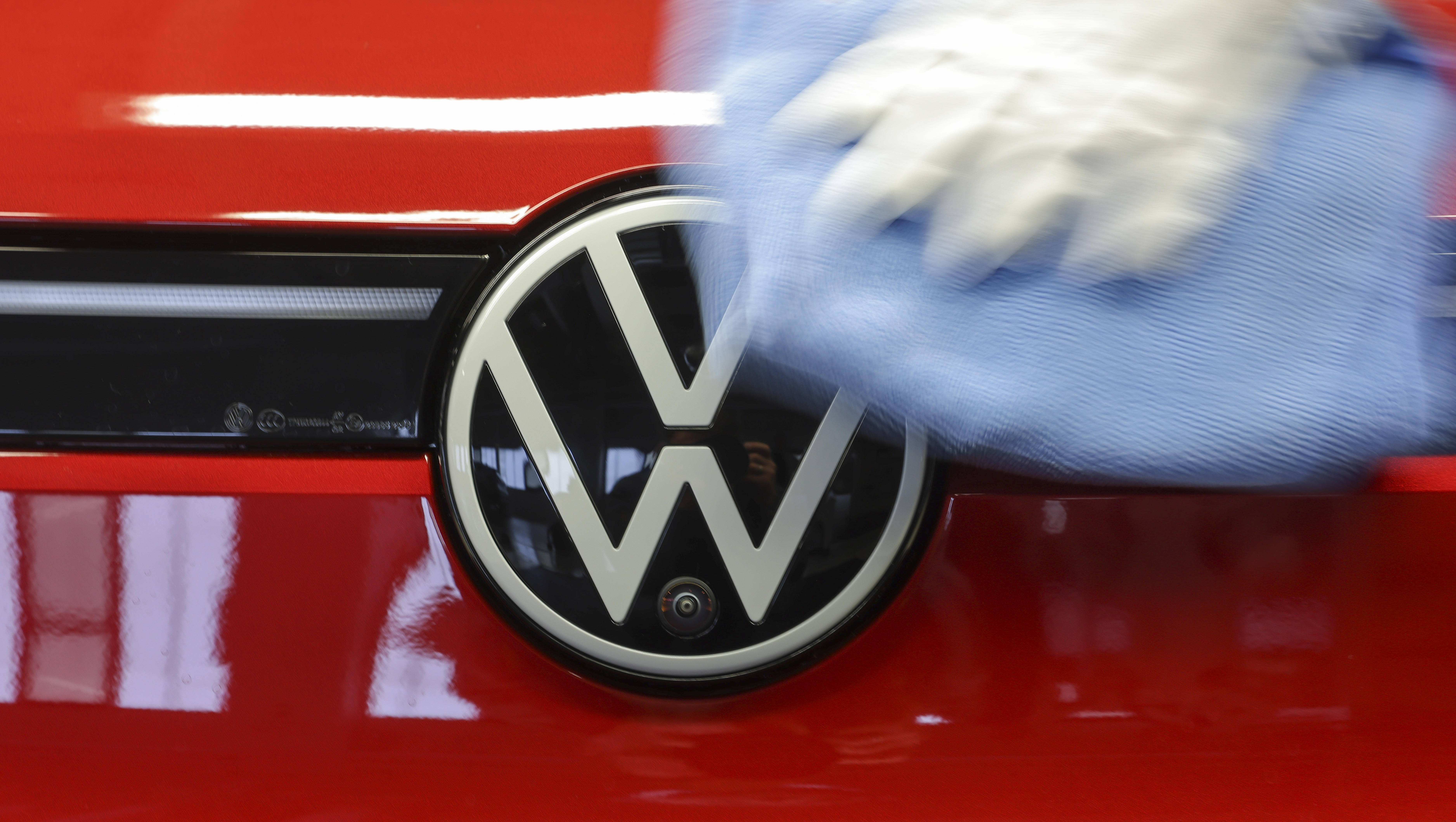 VW-Konzern verdoppelt den Gewinn - trotz Chipkrise, Corona und Ukraine