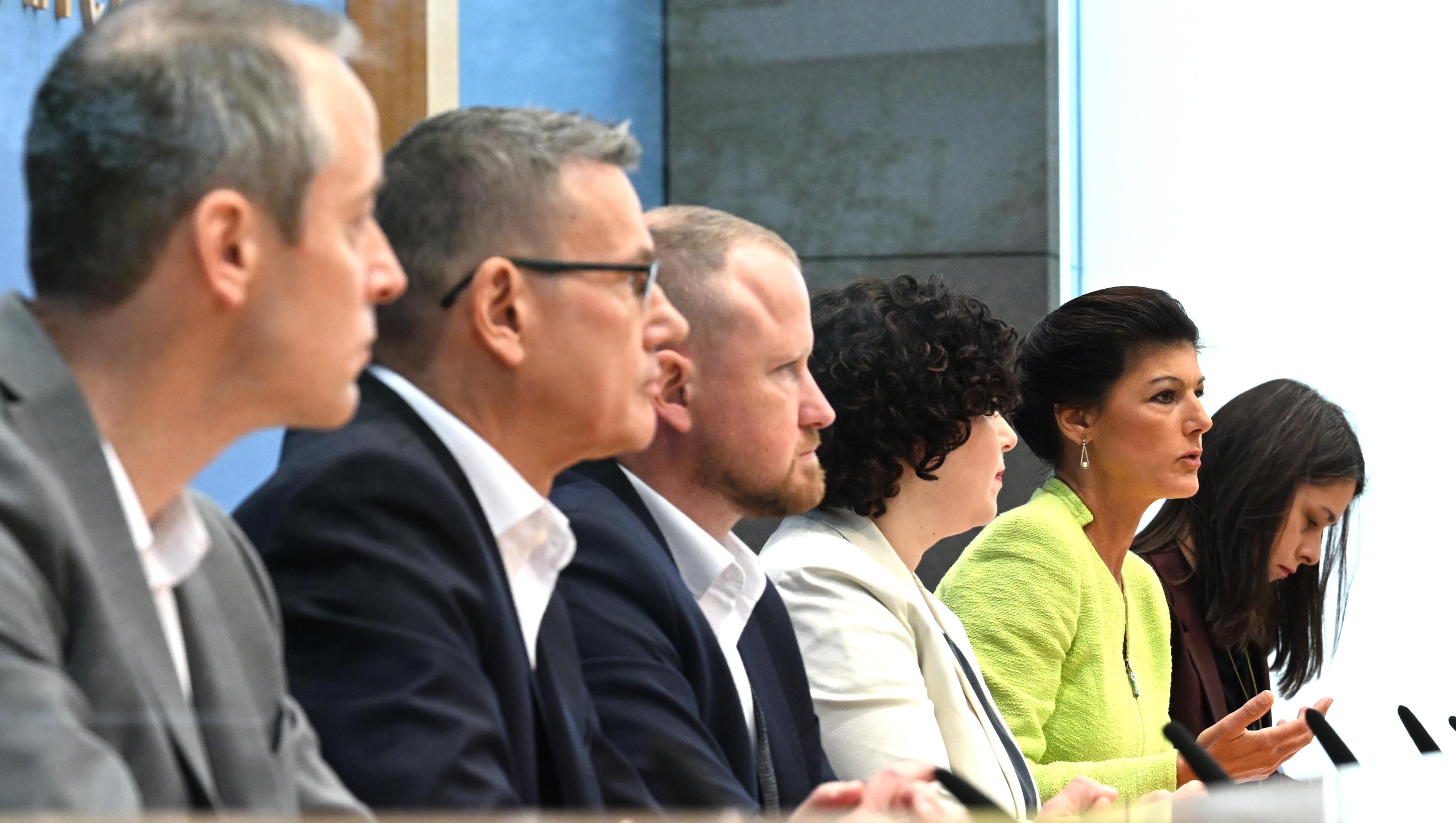 Linke: Wagenknecht-Abweichler sollen Bundestag verlassen