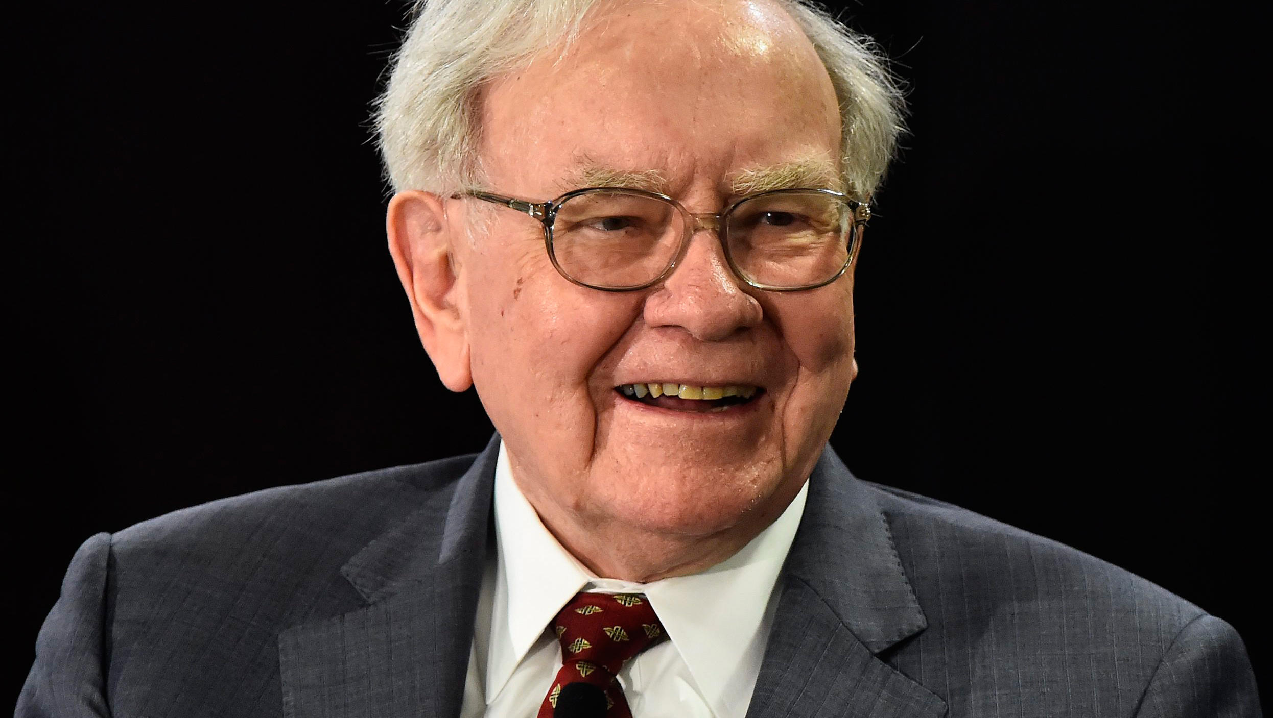 warren-buffett-takes-advantage-of-low-interest-rates-breaking-latest-news