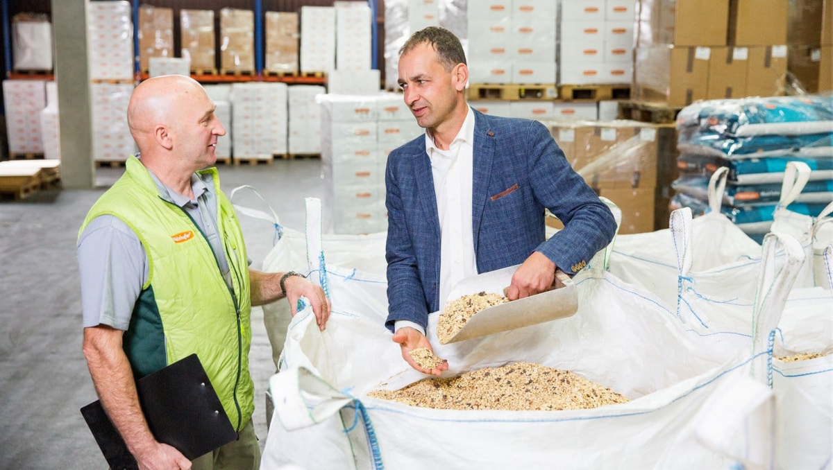 Welzhofer: Wie ein Familienunternehmen mit Wildvogelfutter erfolgreich ist