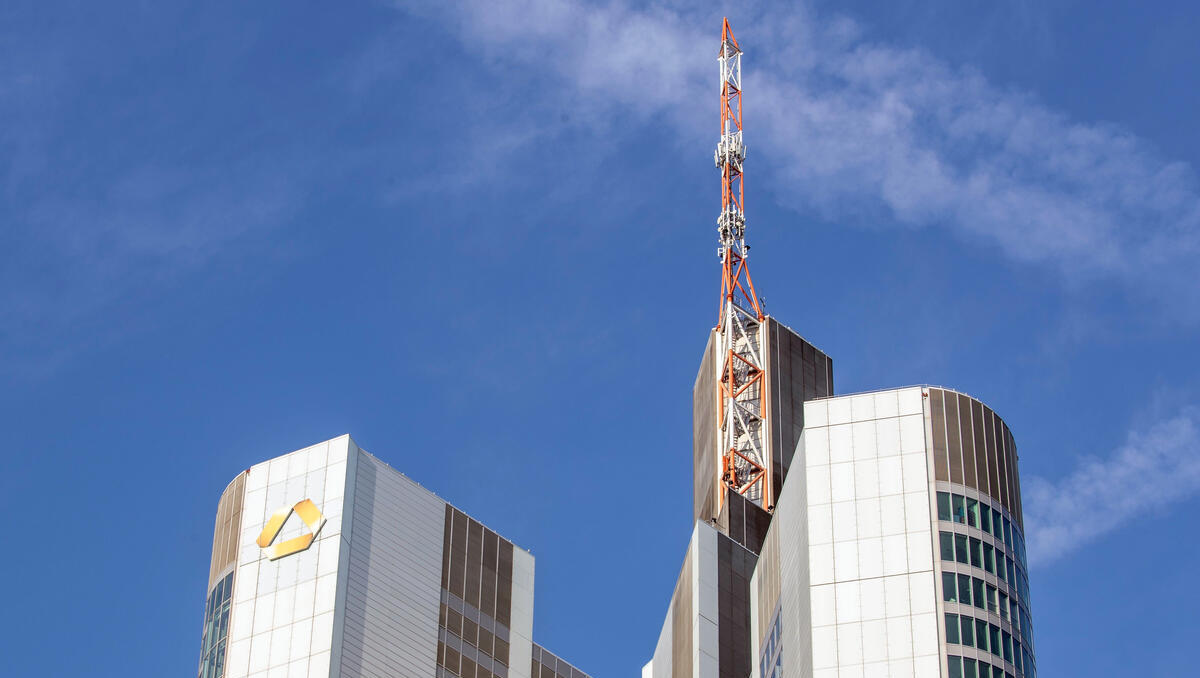 Commerzbank-Aktie: BofA-Empfehlung und Bafin-Urteil treiben Aktienkurs