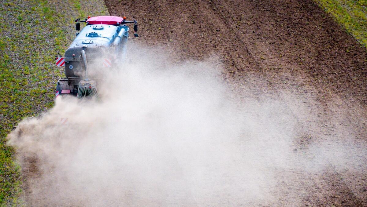 Iran-Krieg und Düngemittelpreise: Warum der Konflikt unsere Lebensmittel verteuert