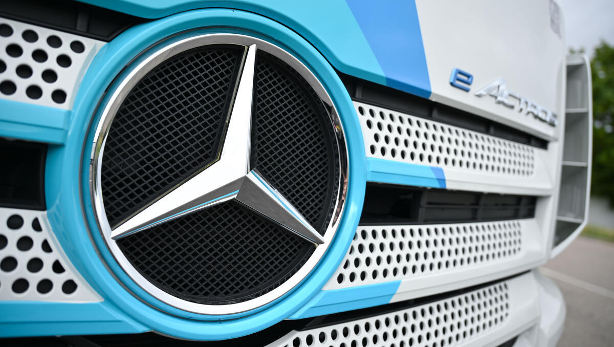 Daimler Truck-Aktie fällt nach Gewinneinbruch: Was Anleger jetzt wissen müssen