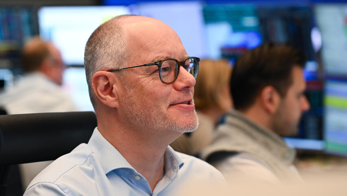 DAX-Kurs aktuell: DAX-Rekordhoch im Blick – USA halten still und Ölpreis sinkt