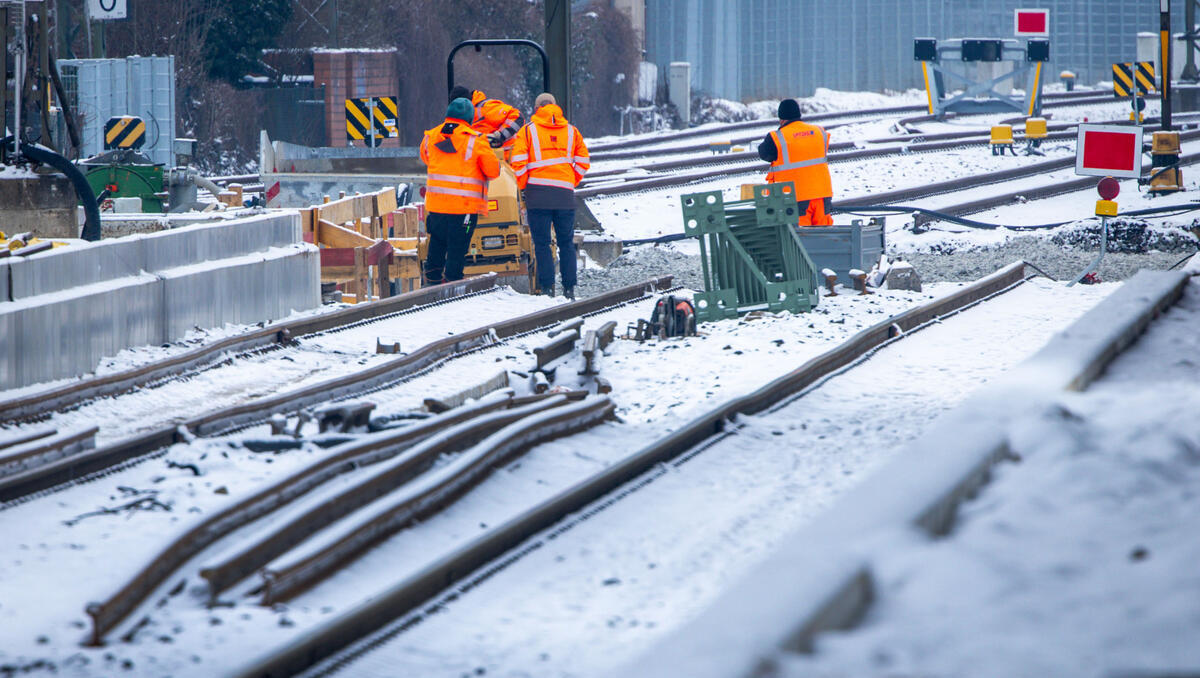 Bahn-Sanierung Hamburg-Berlin: Politik erhöht den Druck – Unverständnis wegen Bauverzögerungen